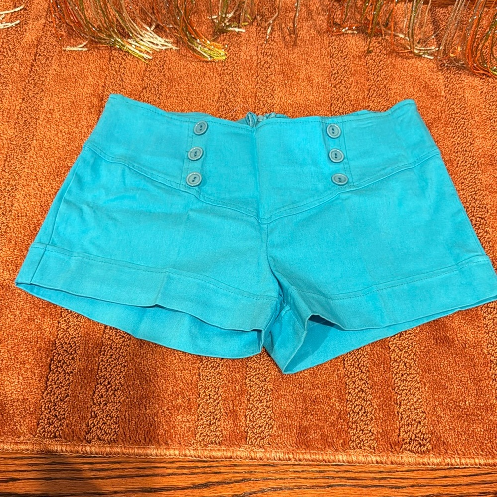 Stretchy shorts